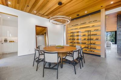 Luxury Villa Photo #36