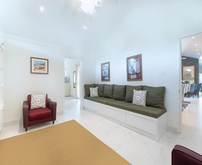 Luxury Villa Photo #20