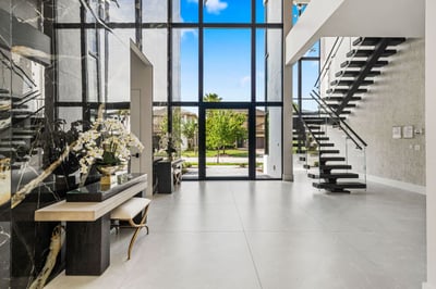 Luxury Villa Photo #25