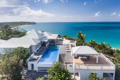 Luxury Villa Photo #3