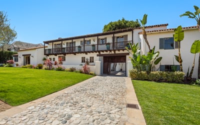 Luxury Villa Photo #8