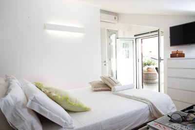 Luxury Villa Photo #24