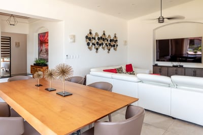 Luxury Villa Photo #14