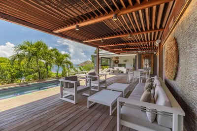 Luxury Villa Photo #8
