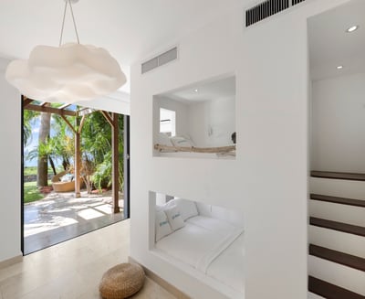 Luxury Villa Photo #52