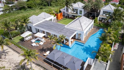Luxury Villa Photo #2