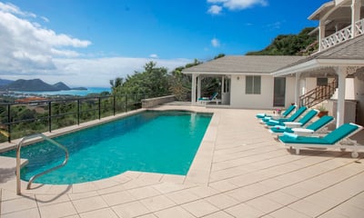 Luxury Villa Photo #4