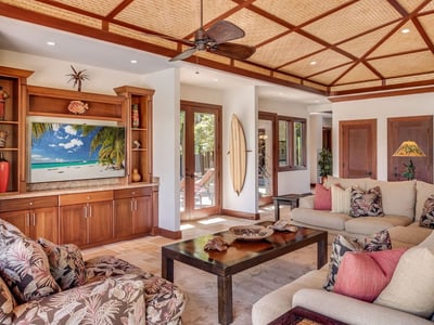Luxury Villa Photo #20