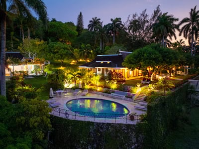 Luxury Villa Photo #2