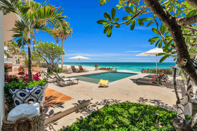Luxury Villa Photo #7