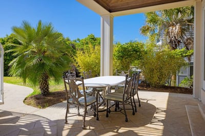 Luxury Villa Photo #4