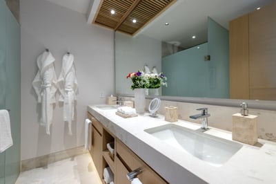 Luxury Villa Photo #60