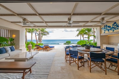 Luxury Villa Photo #7
