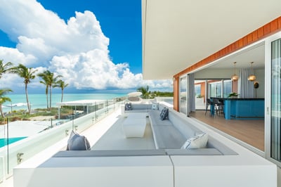 Luxury Villa Photo #24