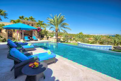 Luxury Villa Photo #3