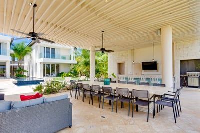 Luxury Villa Photo #11