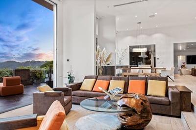 Luxury Villa Photo #7