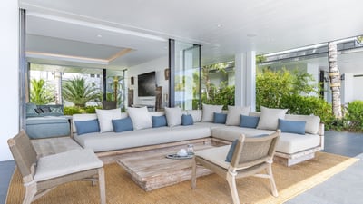 Luxury Villa Photo #25