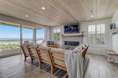 Luxury Villa Photo #17