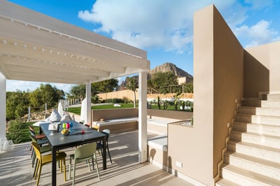 Luxury Villa Photo #18