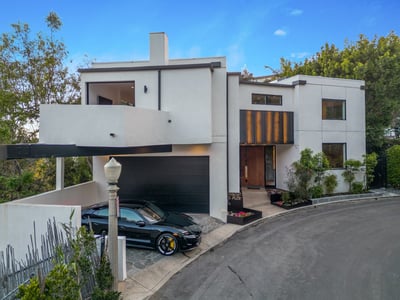 Luxury Villa Photo #38
