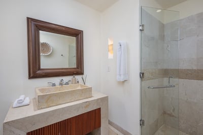 Luxury Villa Photo #57