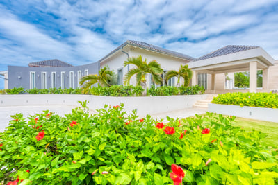 Luxury Villa Photo #44