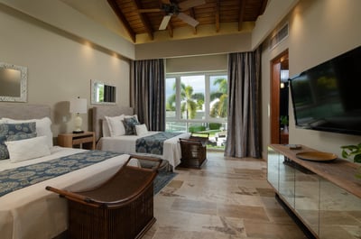 Luxury Villa Photo #36