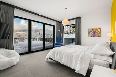 Luxury Villa Photo #49