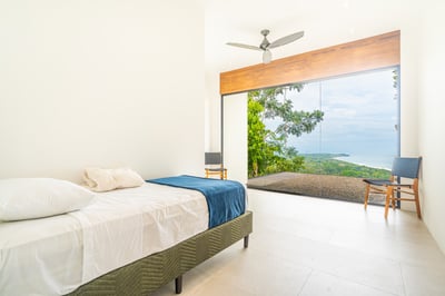 Luxury Villa Photo #60