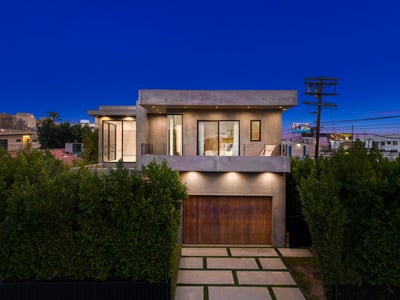 Luxury Villa Photo #14