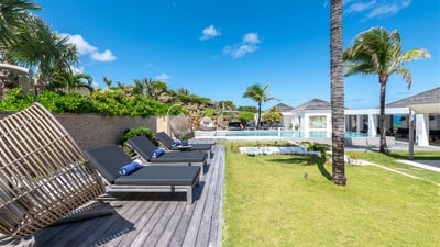 Pool 1 & Terrace