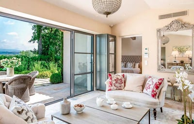 Luxury Villa Photo #12