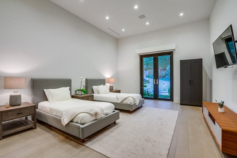 Beachview Ellice Malibu