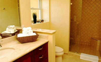 Luxury Villa Photo #9