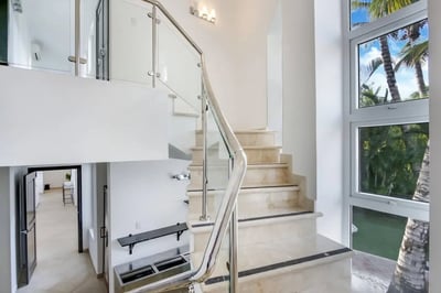Luxury Villa Photo #19