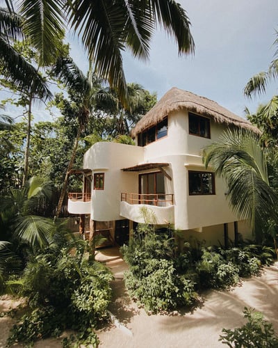 Luxury Villa Photo #2