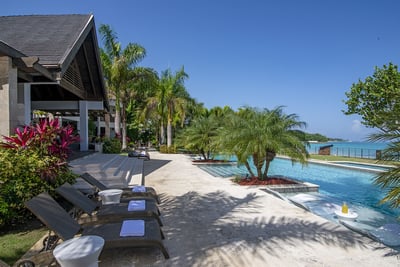 Luxury Villa Photo #9