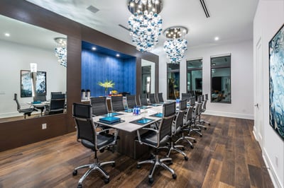 Luxury Villa Photo #26