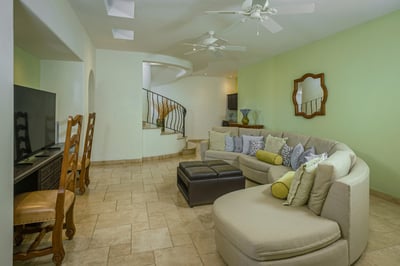 Luxury Villa Photo #42