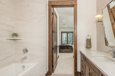Luxury Villa Photo #37