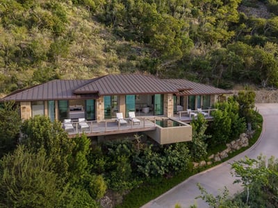 Luxury Villa Photo #5