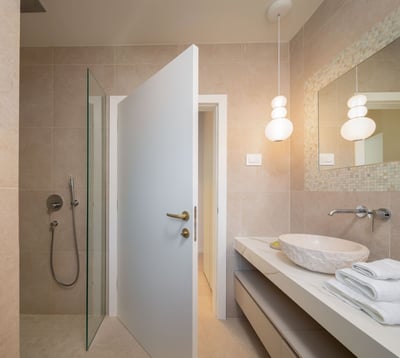 Luxury Villa Photo #51
