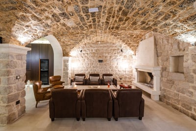 Luxury Villa Photo #16