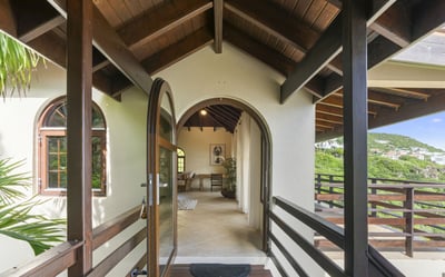 Luxury Villa Photo #19