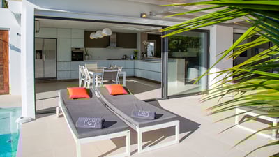 Luxury Villa Photo #22