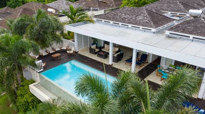 Luxury Villa Photo #3