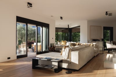 Luxury Villa Photo #7