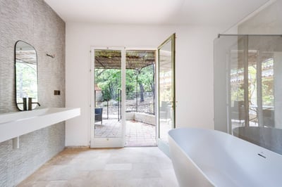 Luxury Villa Photo #32