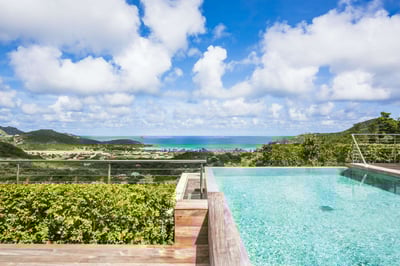 Luxury Villa Photo #7